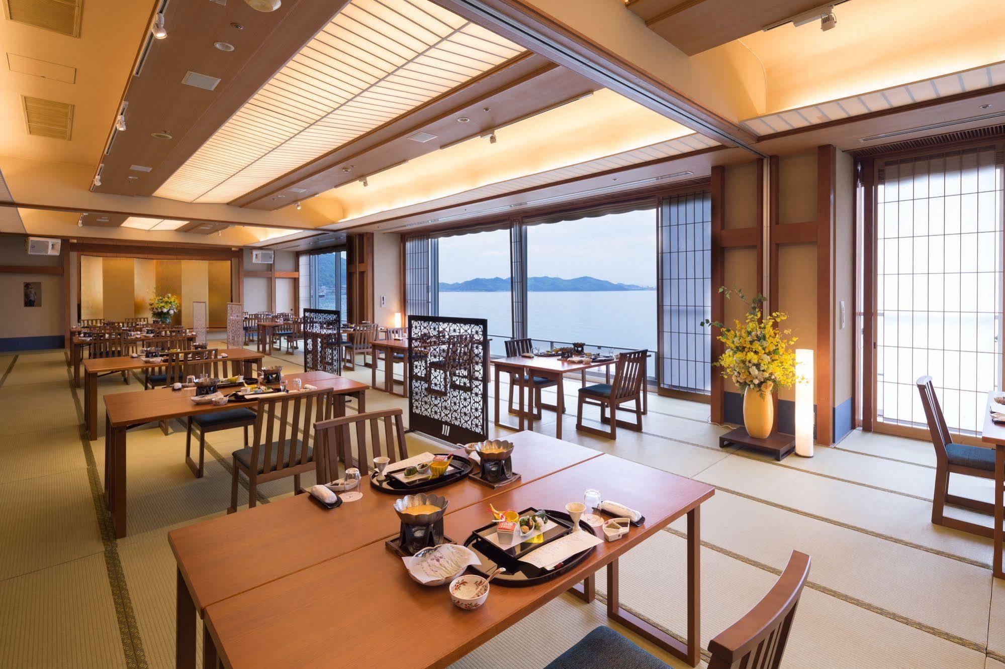 Hotel Ofutei Fukuyama Extérieur photo